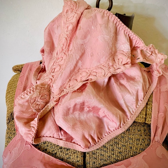 90’s Vintage Victoria’s Secret Dusty Pink Baby Doll Nightie Set - Picture 4 of 7